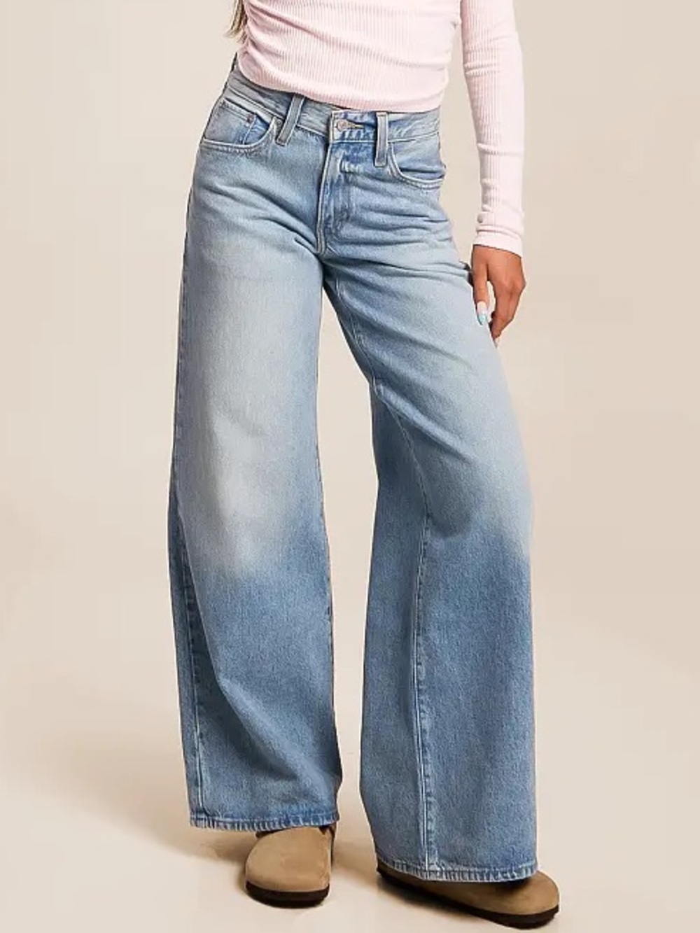 NWT Levi’s Middy Wide Leg Jeans